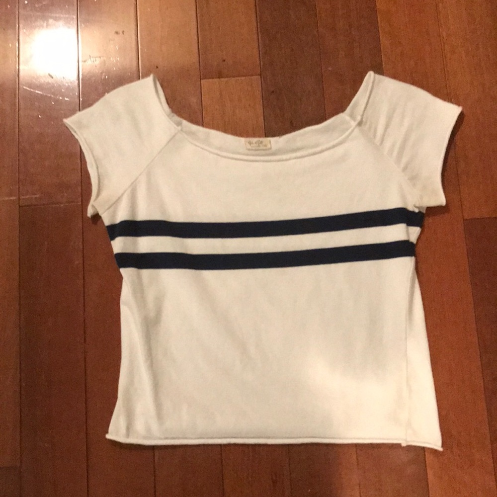 Navy and white brandy Melville crop top!